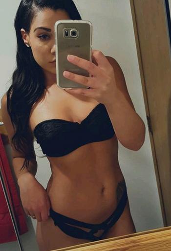 , 21  female escort, Corpus Christi