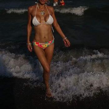 , 35  female escort, Corpus Christi