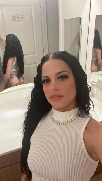 Luna, 25  female escort, Corpus Christi