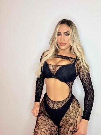 Mia, 26  female escort, Corpus Christi